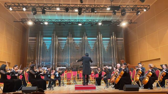 G. Holst - St. Paul's Suite. I. Jig (Muslim Amze) смотреть онлайн