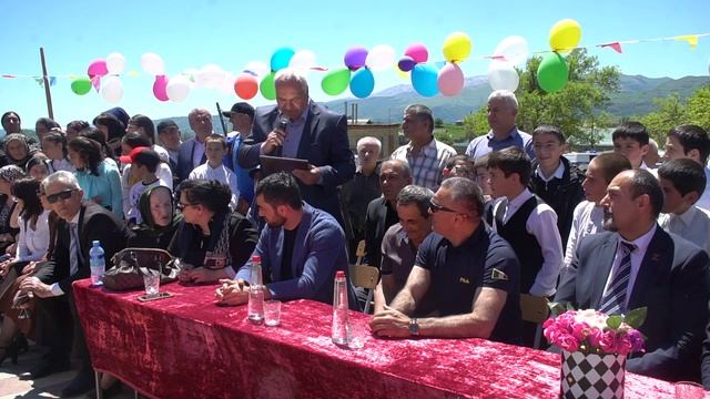 Последний звонок в УМЛ им. Алисултанова М.Г. смотреть онлайн