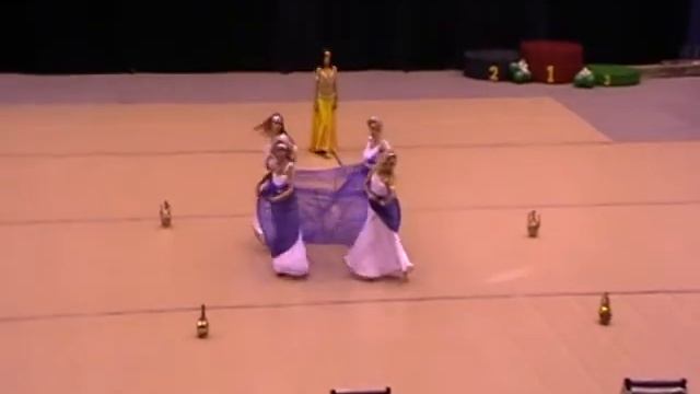 танец солнца на улице горящих фонарей 2011.MOD смотреть онлайн