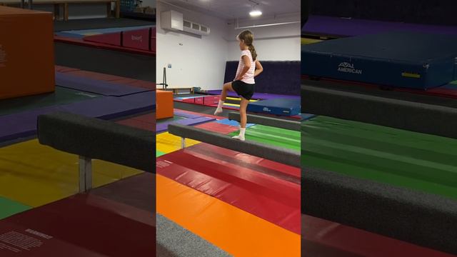 Girls Intermediate Beam station Fall 2023 смотреть онлайн