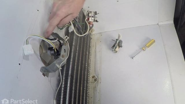 Frigidaire Refrigerator Repair - How to Replace the Evaporator Fan Motor (Frigidaire # 297250000) смотреть онлайн