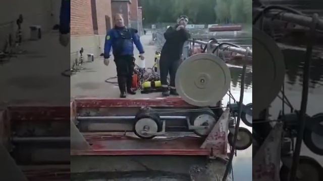 Подводная резка канатной пилой КМТ-25 смотреть онлайн