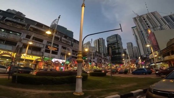 EXPLORE LITTLE INDIA ?? with us in the heart of KUALA LUMPUR ??