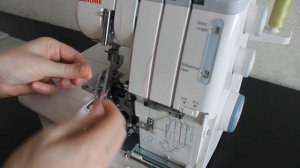 Заправка нитей в оверлок Janome MyLock 784