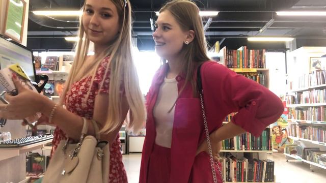 ДОЛГОЖДАННАЯ ВСТРЕЧА!!! Первые комментарии, ночёвка у Юли, обзор сладостей:) смотреть онлайн