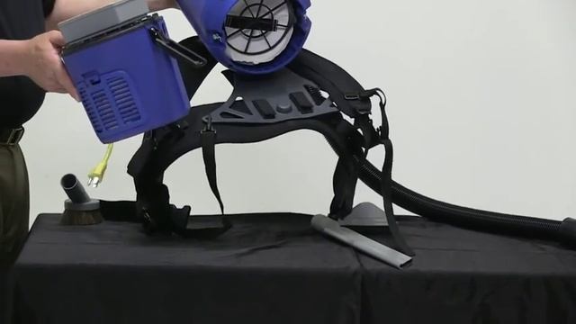 Clarke ComfortPak Backpack Vacuum смотреть онлайн