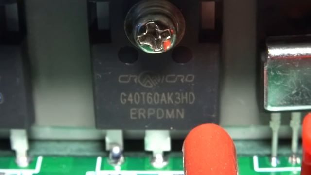 Что внутри дешёвых и дорогого инвертора | Разборка и обзор компонентов ? смотреть онлайн