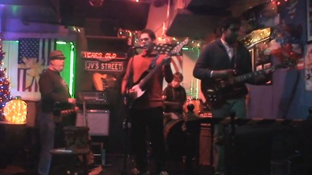 The Blues Riders Live @ JV's Restaurant 11/27/13 смотреть онлайн