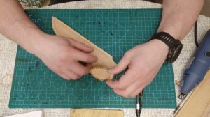 Ножны из кожи своими руками. Крепление подвеса.