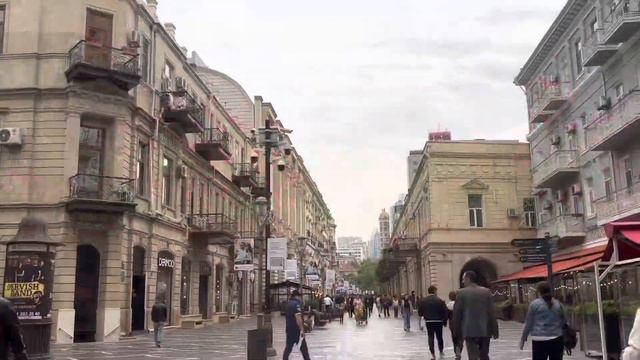 Баку.Улица Низами.Центр города смотреть онлайн