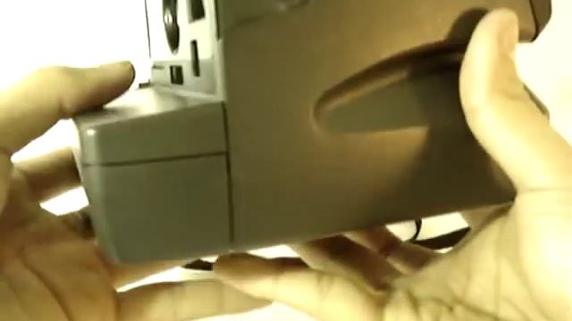 Vintage Polaroid Instant Camera One Step (600 film) смотреть онлайн