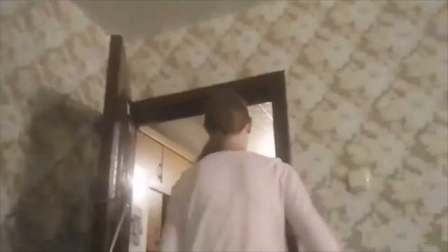 КТо первый встал, того одинаковые НОСКИ!))) смотреть онлайн
