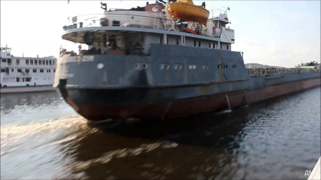 Нефтерудовоз 21М в Ярославле и в Тутаеве 10 09 2019г смотреть онлайн