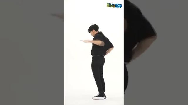 Stray Kids - Thunderous Dance Mirrored (Changbin Ver.)
