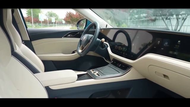 Tesla's biggest competition is the $26k / 435 mile range Hengchi 5 смотреть онлайн