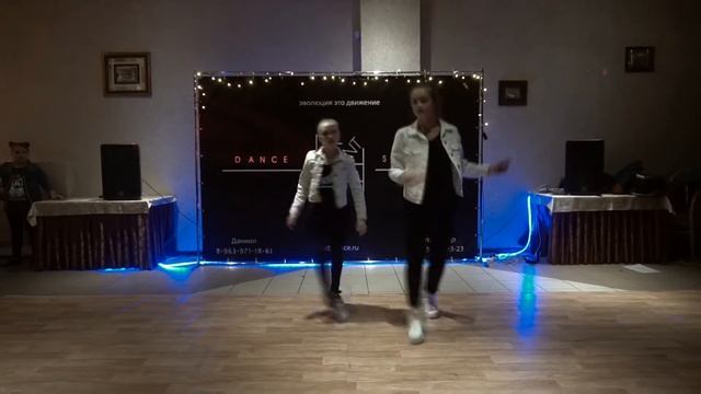 Vogue by Настя и Даша (Хореограф Валерия Колодная) смотреть онлайн