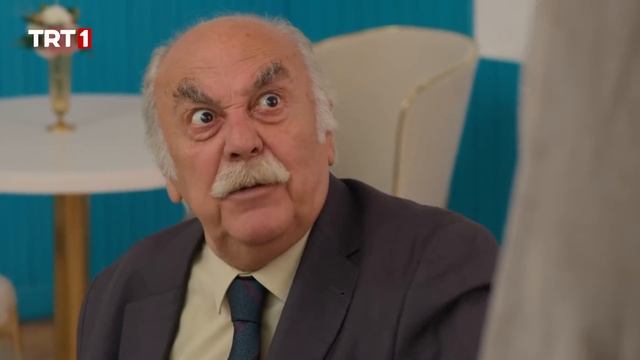 Hayri Dede'nin Romantik Buluşması! ❤️ - Kendi Düşen Ağlamaz 20. Bölüm @trt1