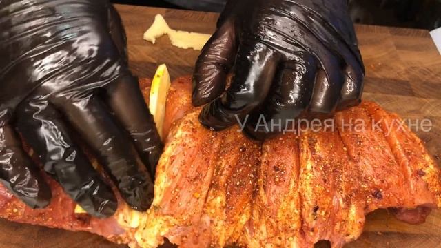 МЯСО ПО ДОМАШНЕМУ. ИЗ ОБЫЧНОГО КУСКА МЯСА ПРИГОТОВИЛ В ДУХОВКЕ ВКУСНЫЙ ОБЕД #свинина #в_духовке смотреть онлайн