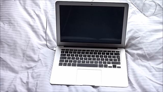 Apple MacBook Air Laptop 13" UNBOXING (2017) смотреть онлайн
