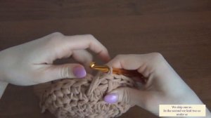 Ваза крючком из трикотажной пряжи / Crochet vase made of knitted yarn