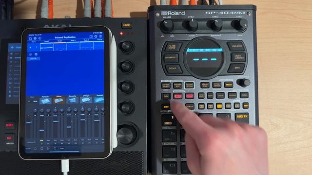 SP404 mk2 - Recording Korg Gadget Tracks/Stems Into Your SP404 mk2 Over USB-C смотреть онлайн