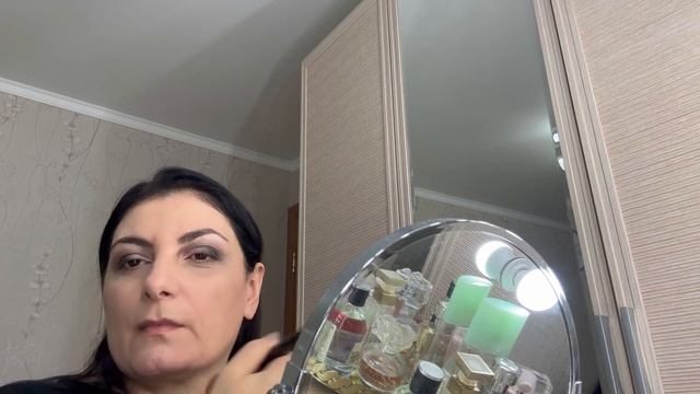 Образ/Делаю макияж/Выбираю украшения смотреть онлайн