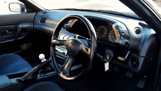 Walk Around - 1991 Nissan Skyline R32 GTR Twin Turbo Godzilla - Japanese Car Auction смотреть онлайн