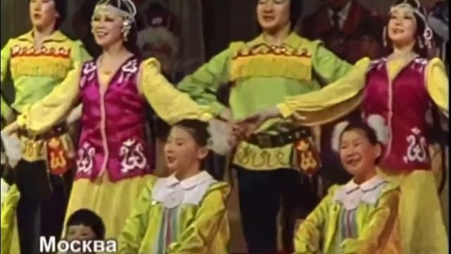 Якутский танец «Узоры» Москва 1982 г. смотреть онлайн