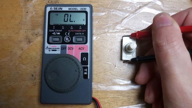 Vintage Brother Sewing Machine VX-880 Lamp Switch Repair and Modification смотреть онлайн