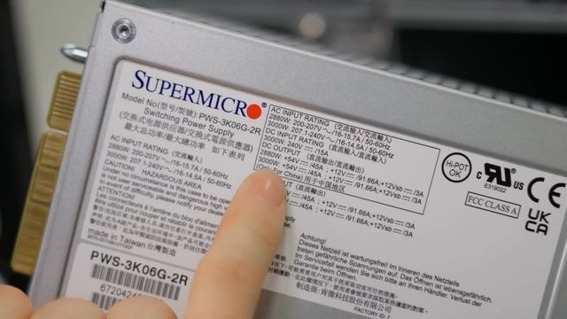 Supermicro’s H13 GPU Systems ft. @LinusTechTips смотреть онлайн
