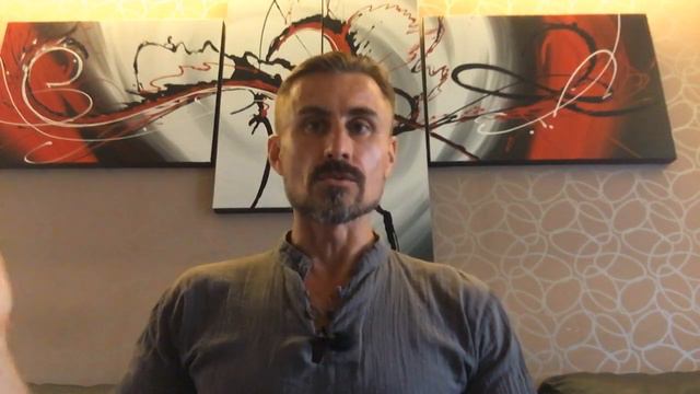 Паттайя - как центр разврата и развлечений (отрывок из интервью) смотреть онлайн