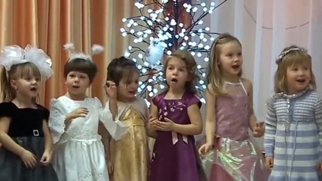 НГ в детском саду.avi смотреть онлайн