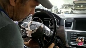 Как снять подушку руля Mers GL 2014 W166