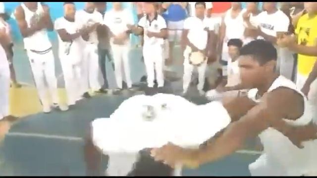 Capoeira mata um смотреть онлайн