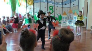 Подготовительная группа танец Встаньте дети встаньте в круг