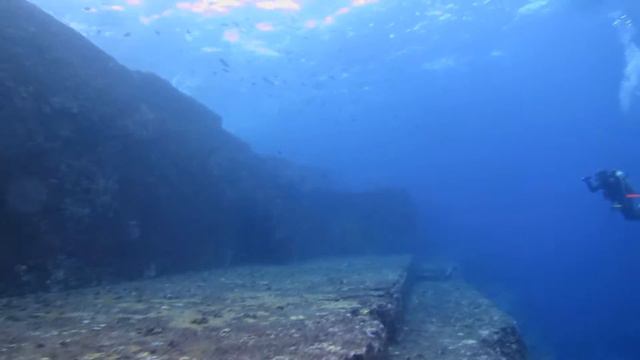 与那国ダイビング　海底遺跡