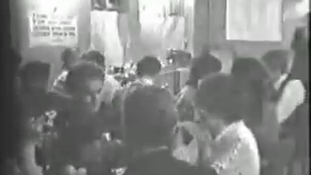 В начале 70-х, в 4-м городке... смотреть онлайн