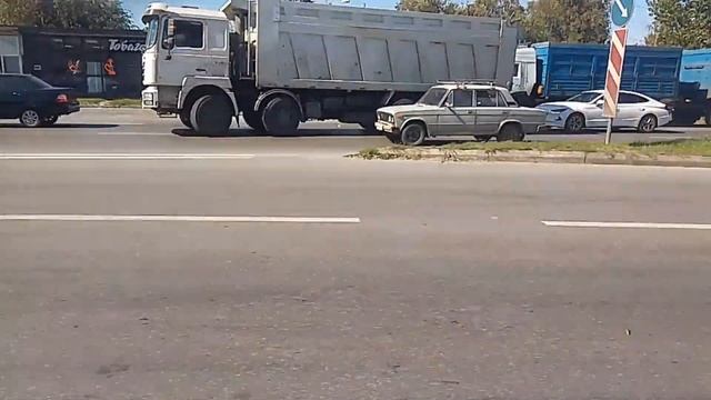 Поездка на 113 автобусе / Бортовой номер 2030 / ГПЗ-10 - ул. Малиновского, 70 смотреть онлайн