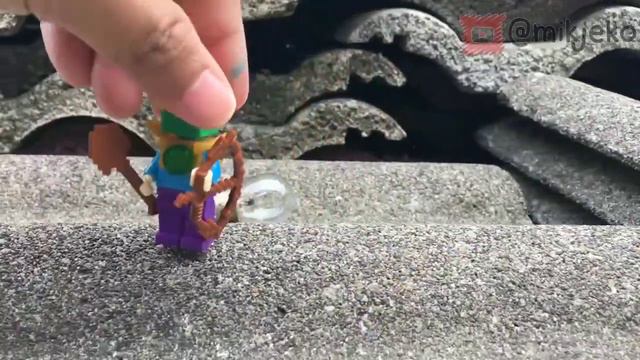 Mencari Mainan Lego Minecraft Toy Bersembunyi di Balik Batu #mainanminecraft #2021 смотреть онлайн