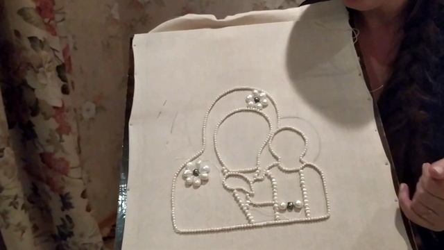 Вышивка Казанской иконы Божьей Матери жемчугом а прорезной технике. смотреть онлайн