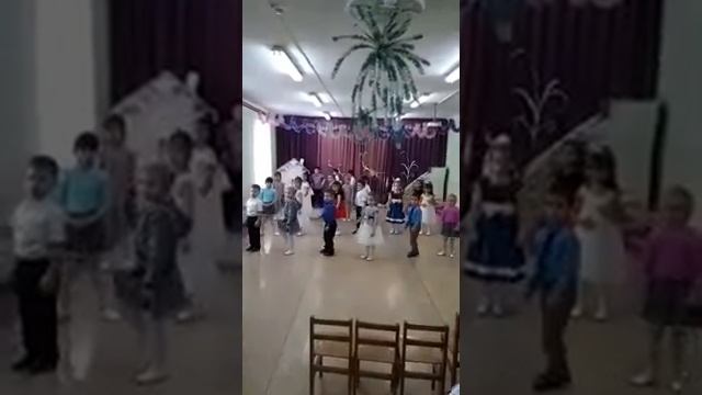 Танец "Снеговик" ср.-ст.гр. Видео Натальи Мирошниченко смотреть онлайн