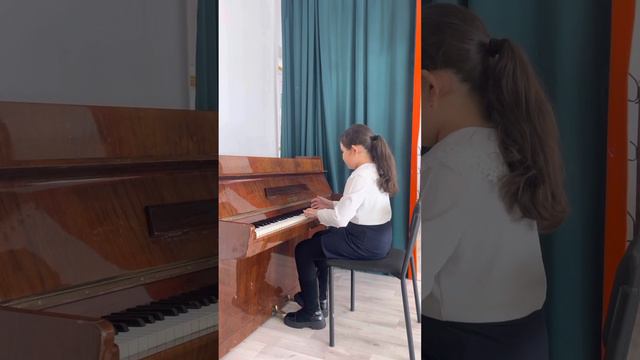 Есентай Баян 3-сынып Көзімнің қарасы Абай Обр. Айдос Сағат смотреть онлайн