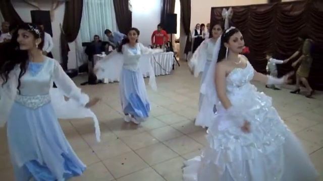 "Сюрприз жениху от невесты" смотреть онлайн