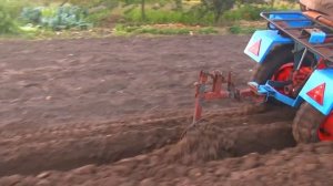 Вспашка огорода плугом мотоблоком с адаптером 2022