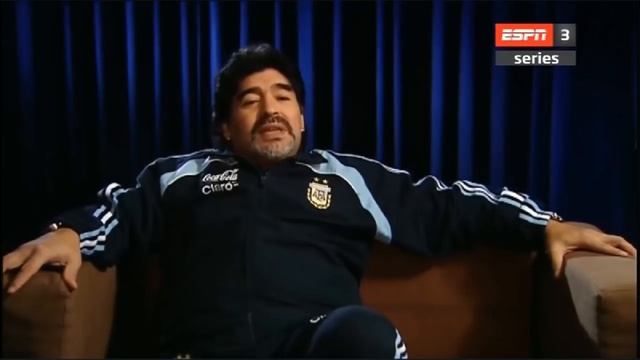 Diego Armando Maradona •El Anciano y El Niño• смотреть онлайн