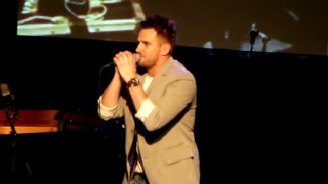 Marcin Mroziński (Poland 2010) at the Israeli Party смотреть онлайн