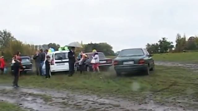 Свадьба в российской глубинке шокирует европейцев смотреть онлайн