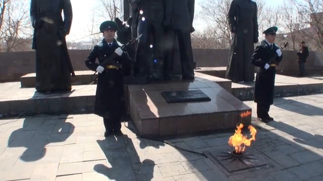 VL ru Передача символа эстафеты Победы пограничникам Владивосток смотреть онлайн