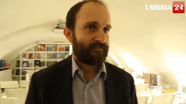 Matteo Orfini a Perugia: «Pd più vicino alla gente, lavoriamo a un nuovo modello di partito» смотреть онлайн