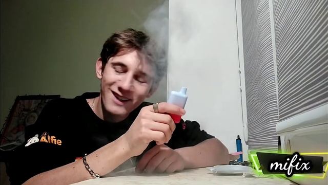 Обзор на НОВЫЙ ELF BAR! Новинка смотреть онлайн